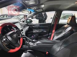 تۆیۆتا کامری